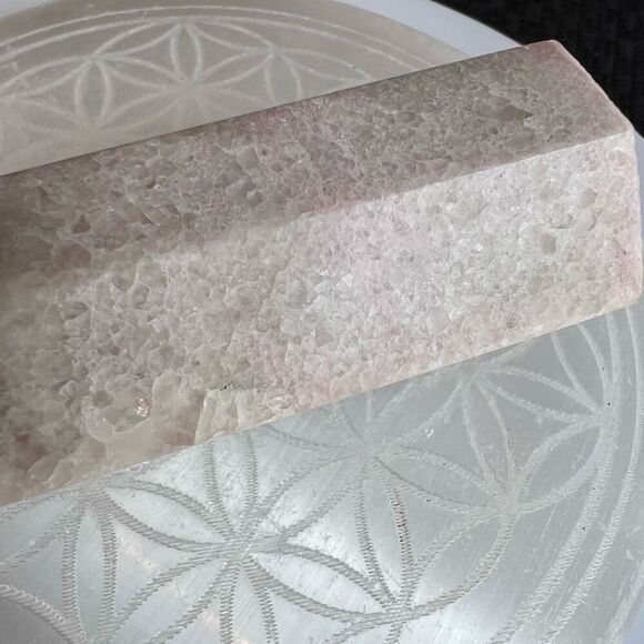 Pink Opal Crystal Tower Meditation Healing Stone (#5)‎ - Picture 6 of 12